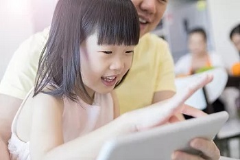 孩子不想跟你玩?估计是你做错了这些事